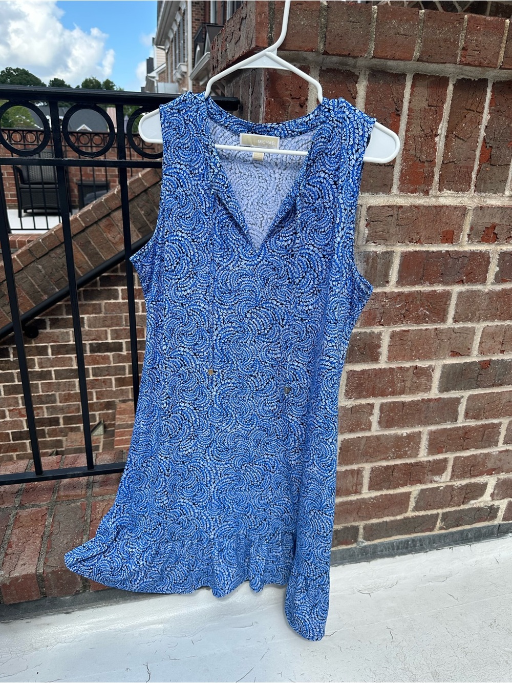 Blue Patterned Sleeveless Women’s Dress. Large NWOT. large